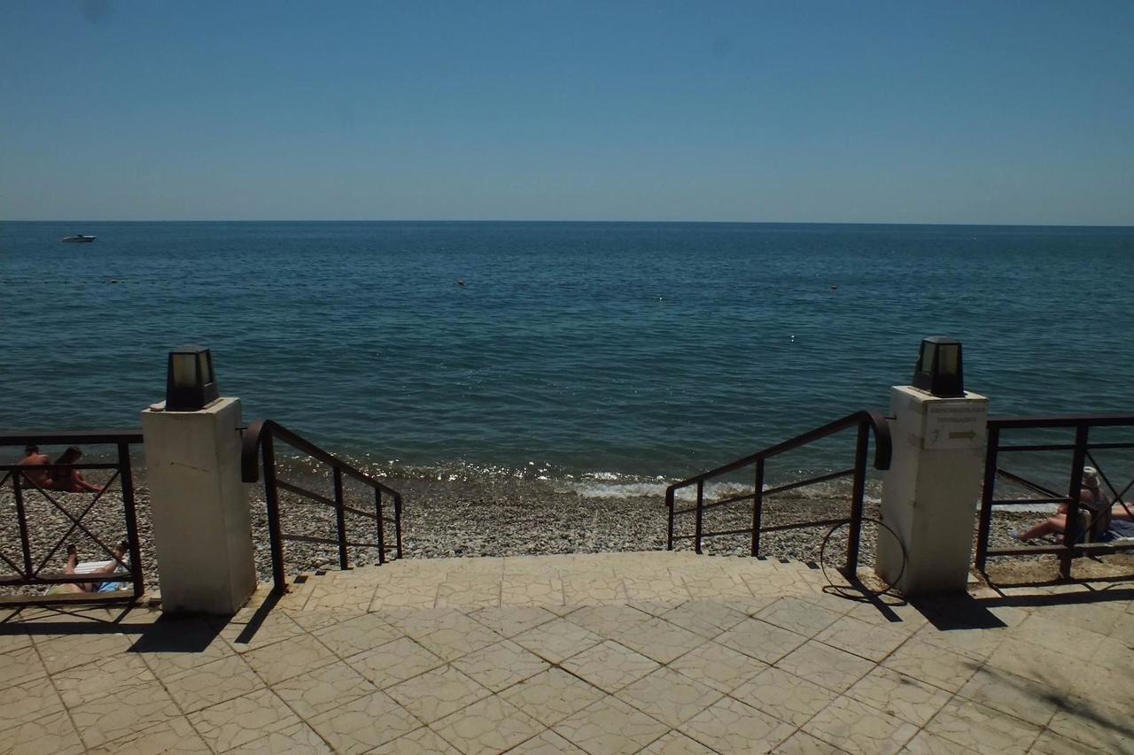 Anakopia Club Hotel New Athos Exterior photo